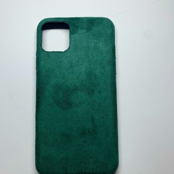 iPhone 11 Pro Max Cute Suede Soft Fuzzy - Picture 3 of 9